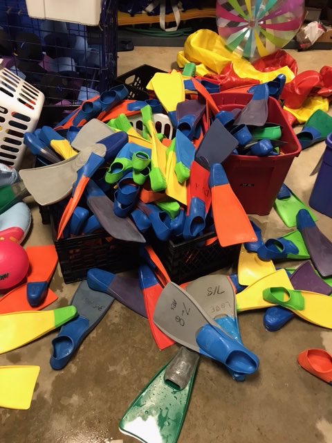 Last day of a sold out Swim School session ⁦<a href="/APSAquatics/">APS Aquatics Centers</a>⁩ !