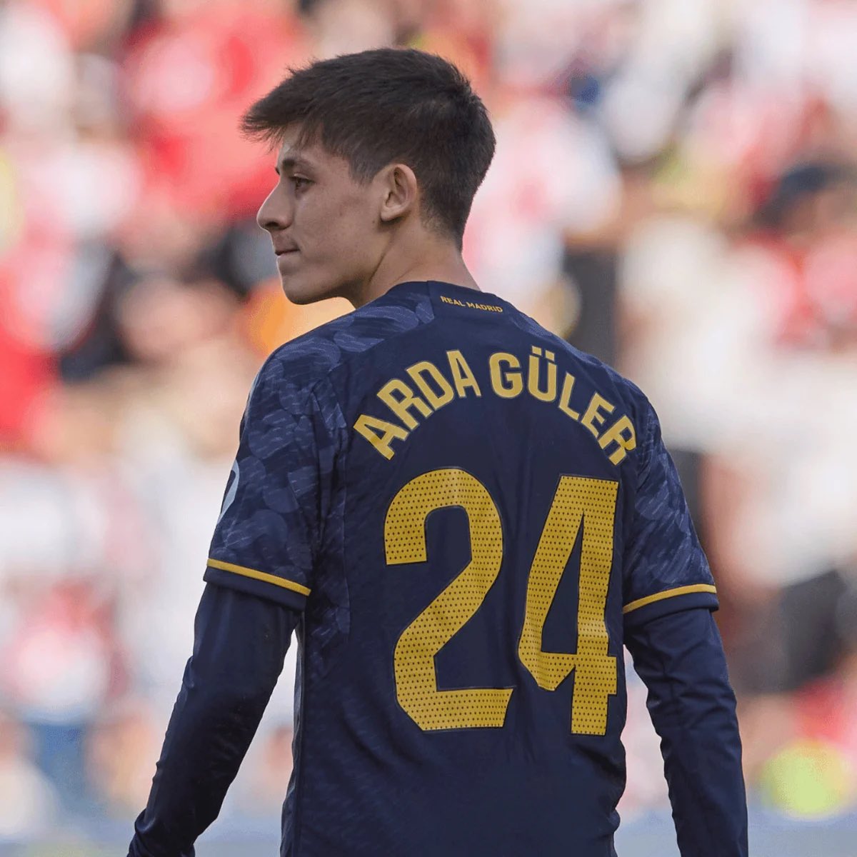 Pour ou contre la venue d’Arda Guler à Arsenal ?! 🤔🇹🇷

🔄 Partage si tu es pour.
❤️ Aime si tu es contre.