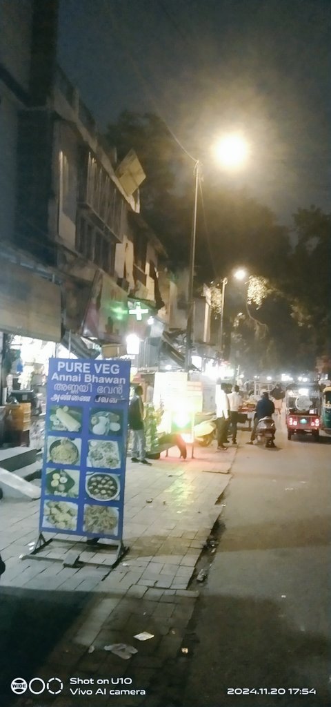 रमेश छन्नपाहड़िया खटिक (@rsingh68) on Twitter photo पहाड़गंज स्थित रणजीत सिंह मार्ग के फुटपाथ पर दुकानदार ढाबे वाले ने अस्थाई रूप अतिक्रमण करके कब्जा कर रखा है पैदल व्यक्ति आवागमन वाहनों से चोटिल हो जाते है।
<a href="/iamVisheshravi/">Vishesh Ravi</a> <a href="/LtGovDelhi/">LG Delhi</a> <a href="/DMCentralDelhi/">DM Central District, Delhi</a> पहाड़गंज स्थित रणजीत सिंह मार्ग के फुटपाथ पर दुकानदार ढाबे वाले ने अस्थाई रूप अतिक्रमण करके कब्जा कर रखा है पैदल व्यक्ति आवागमन वाहनों से चोटिल हो जाते है।
<a href="/iamVisheshravi/">Vishesh Ravi</a> <a href="/LtGovDelhi/">LG Delhi</a> <a href="/DMCentralDelhi/">DM Central District, Delhi</a>
