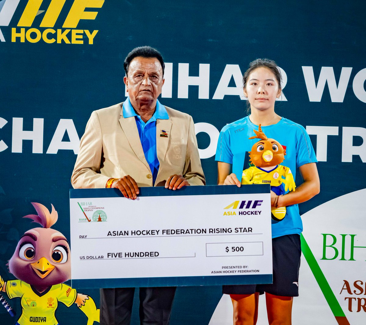 asia_hockey's tweet photo. Rising Star Of the tournament
Tan Jinzhuang
Shirt # 35
Country China
Bihar Women’s Asian Champions Trophy Rajgir 2024
#BWACT2024
#asiahockey
@FIH_Hockey
@TheHockeyIndia https://t.co/R8Kj2ahuPY