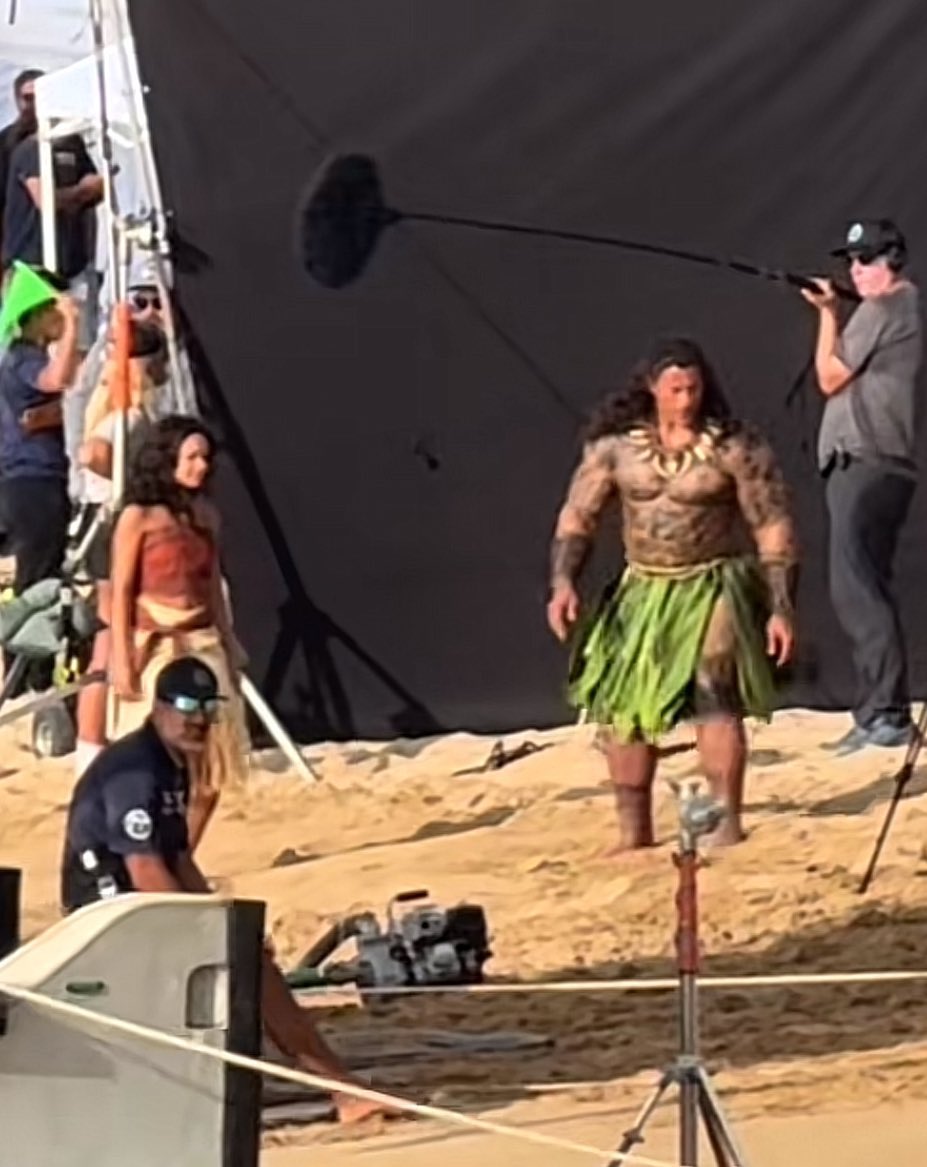 reelnewshawaii's tweet photo. Welp, you film out in public on one of the most popular beaches on the West Side and you're bound to have people take pics and get a leak or two, especially if you're Maui and Moana. https://t.co/u8pkCqmfeb