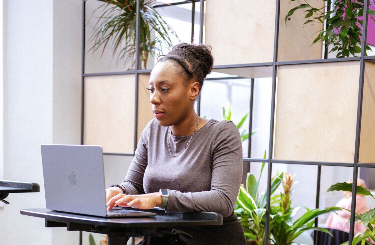 🚀New innovative industry-focused PhD+ #Scholarship scheme launched

📅Includes  4 month industrial placement..

🤖💼..and training in latest advancements in #AI leadership &amp; business

💷Scholarships fully funded for 3.5 years open to all  nationalities

👉tinyurl.com/5939hyvv