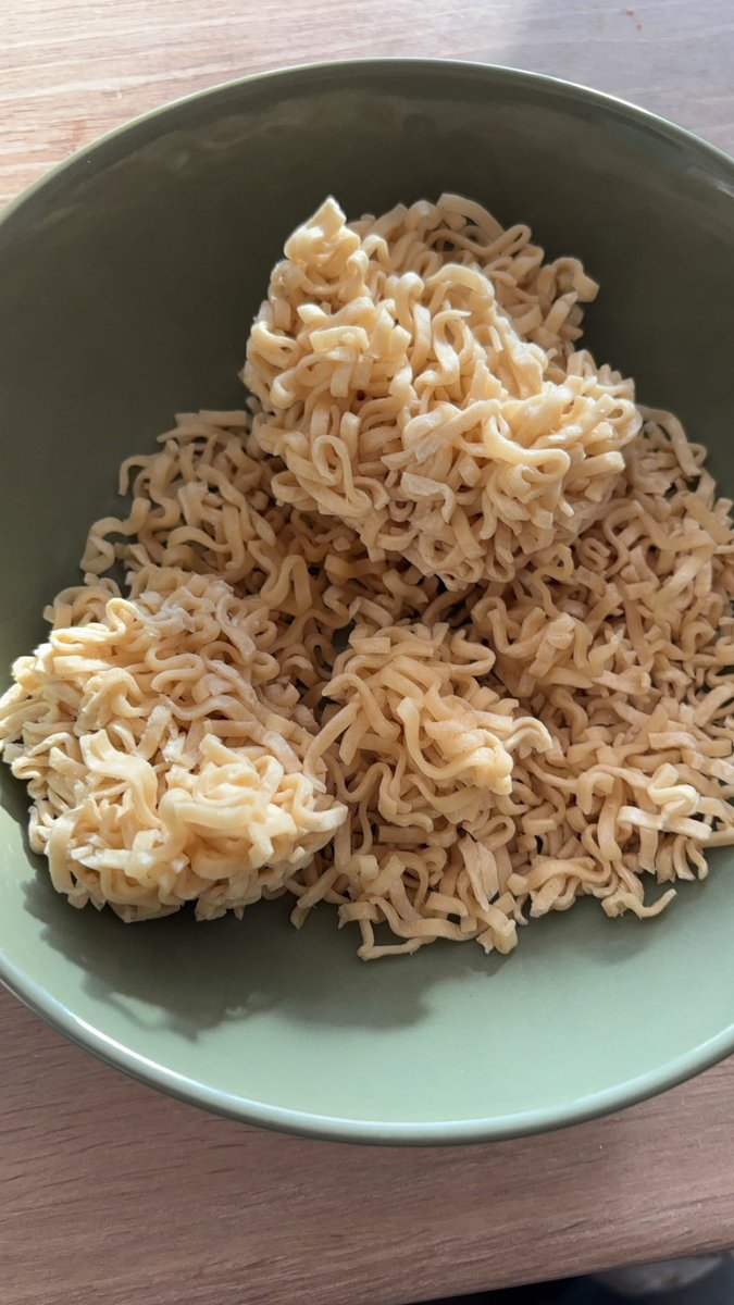KieranForsyth_'s tweet photo. @PotNoodle - this isn’t a complaint post, just a wee laugh 🤣
Bought a pot noodle for my lunch today, and it was completely plain noodles, gave me the wee laugh I needed 🍜
Put the noodles into a bowl just to check 🤣 https://t.co/m5m9kIJUlF