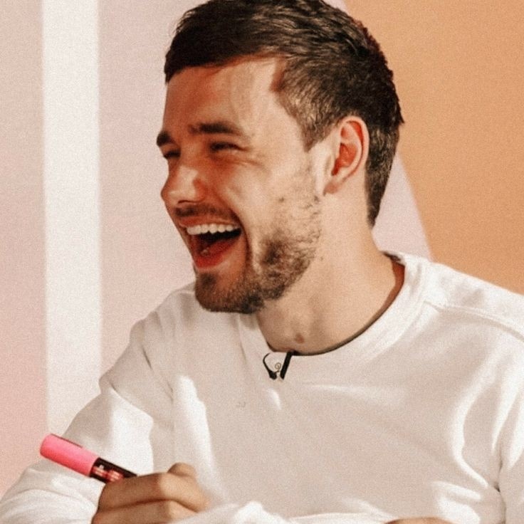 Goldenhazza²⁸ tweet media