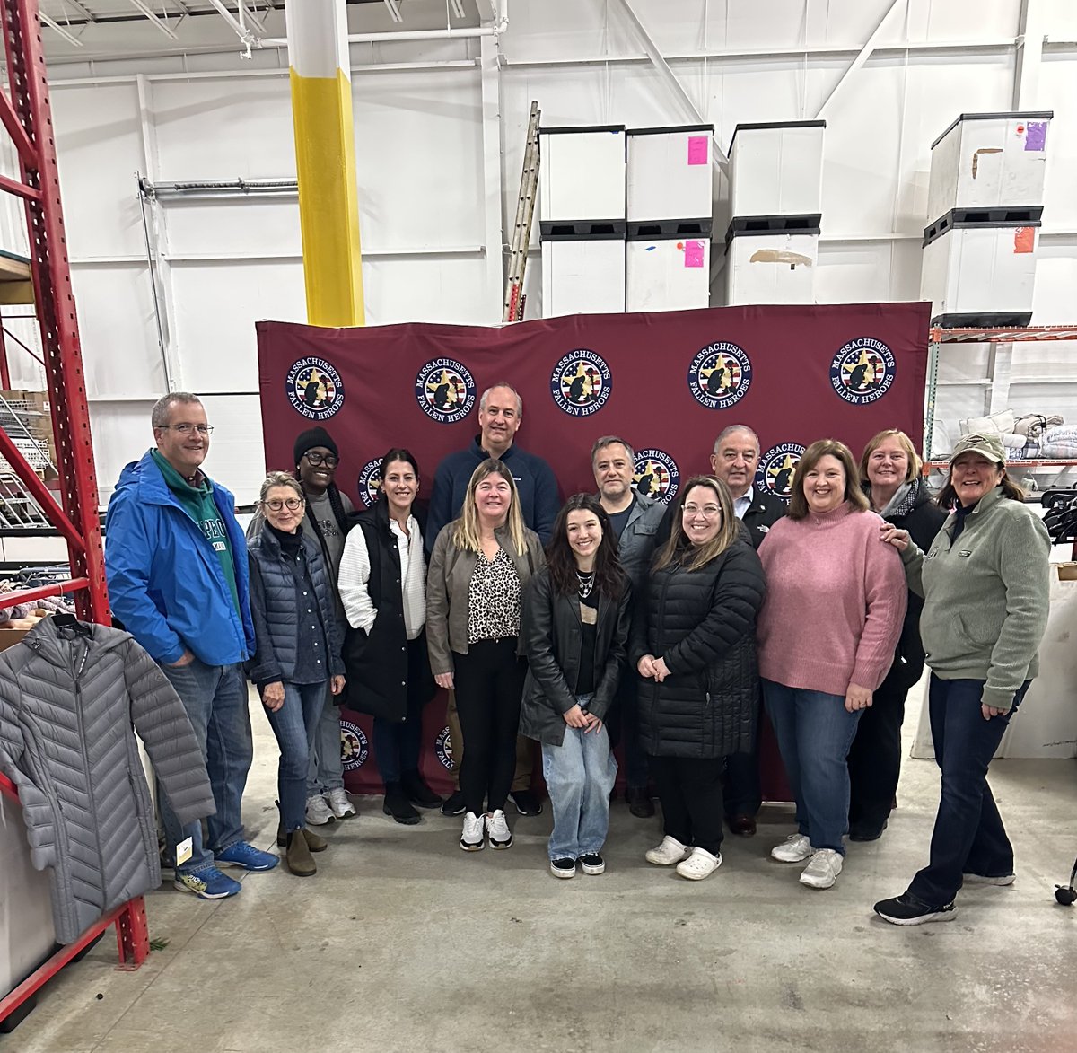 Mass_SBA's tweet image. Team building through volunteer opportunities has been an excellent way for @Mass_SBA to give back. This morning a group headed to @MAFallenHeroes teaming up with Becca's Closet in order to fulfill the needs of two great charities. #msba