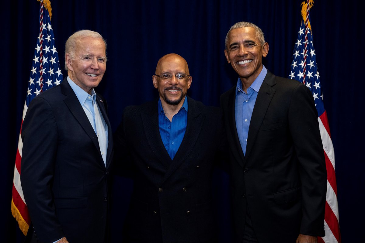 SenHughesOffice's tweet image. Happy birthday @POTUS! Thank you for your decades of public service to the American people! #ThanksJoe