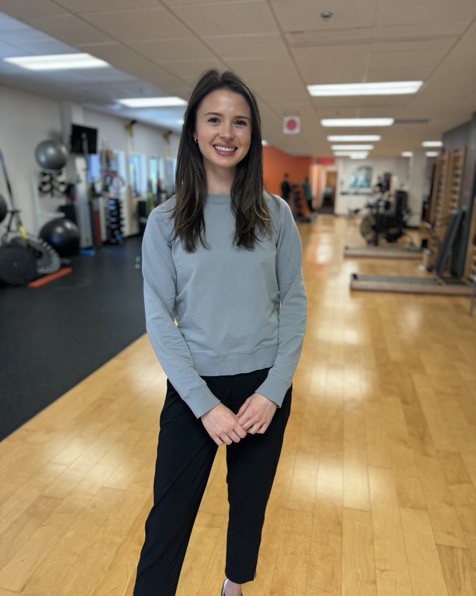 eskridgewhite's tweet image. Join us in giving a warm welcome to Homewood clinical student, Lillian Cook! 🎉 Hailing from Acworth, GA, Lillian has completed her bachelor’s degree in Exercise Science at Samford University. 🏫

#WelcomeLillian #FuturePT #HomewoodClinic #PTJourney #EWMotionTherapy