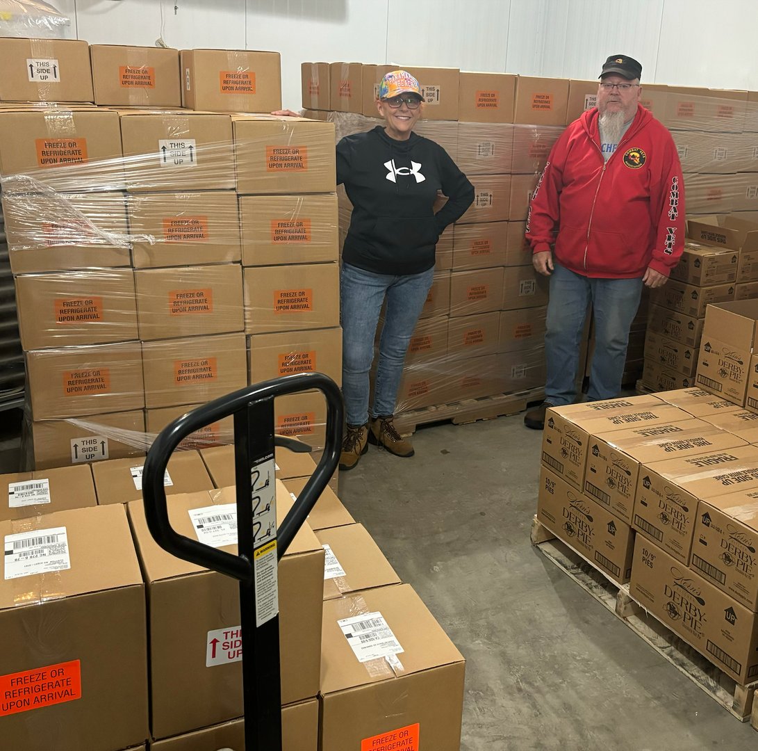 We are excited to ship all of your E-Comm orders, along with some corporate orders in time for the holiday! Thank you for your support; we can't wait for you to receive your pies!