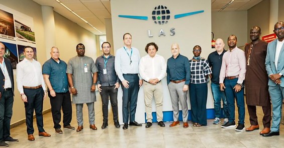 appa_senegal's tweet photo. Visite d’une délégation de United Airlines à LAS

https://t.co/Ju08xvU6lT

#appas #appasenegal #actualité #senegal #kebetu #aviation #aerien #transport #aeroport @momarmadafall https://t.co/EIDiz68UB0