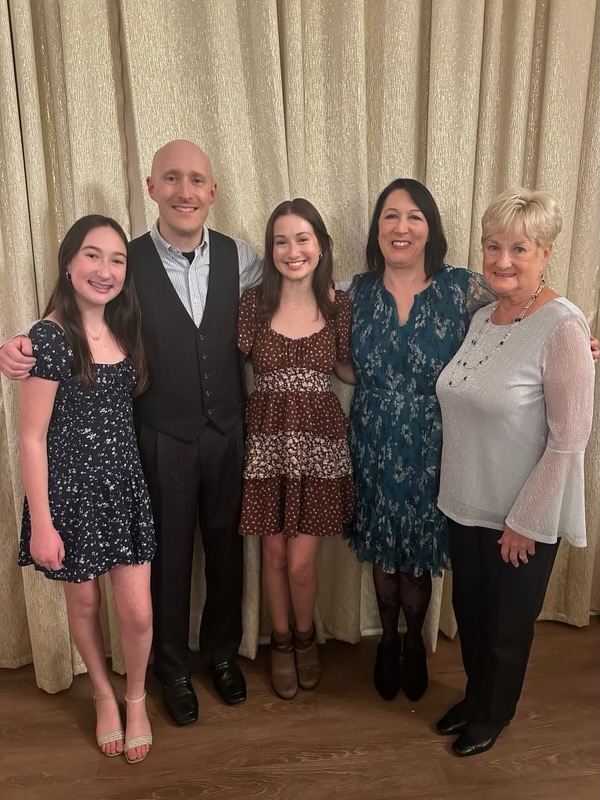 WalshJesuit's tweet photo. Congratulations to Grace Campagna ‘25 who was recognized by the Catholic Commission of Summit County as the recipient of the Rose Juriga Memorial Youth Justice Award!
Grace was honored for her strong commitment to a faith that does justice. #womanforothers #amdg https://t.co/KF4q7Uy4KH