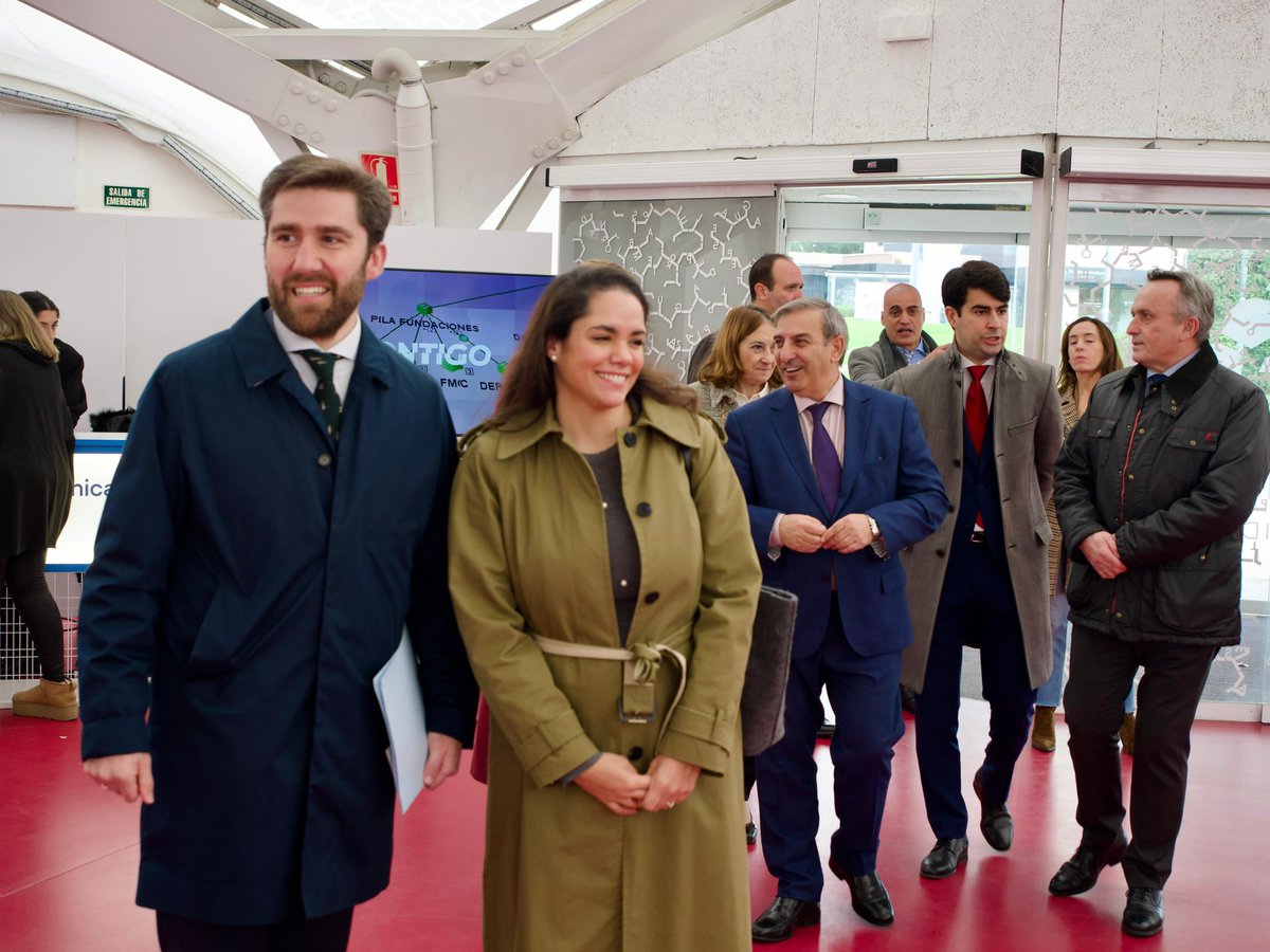 🗣️ El concejal <a href="/fblancopaco/">Francisco Blanco</a>, participa en la inauguración de  ‘InnovaTE’, el escaparate tecnológico organizado por <a href="/Telefonica/">Telefónica</a> en la Cúpula del Milenio, donde se muestran ➕ de 25 demos gratuitas punteras en tecnología digital.

Asiste también al acto la concejala Silvia Tomillo.