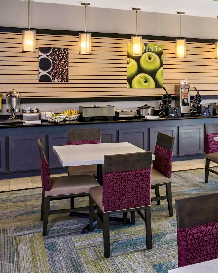 World Rainbow Hotels tweet media