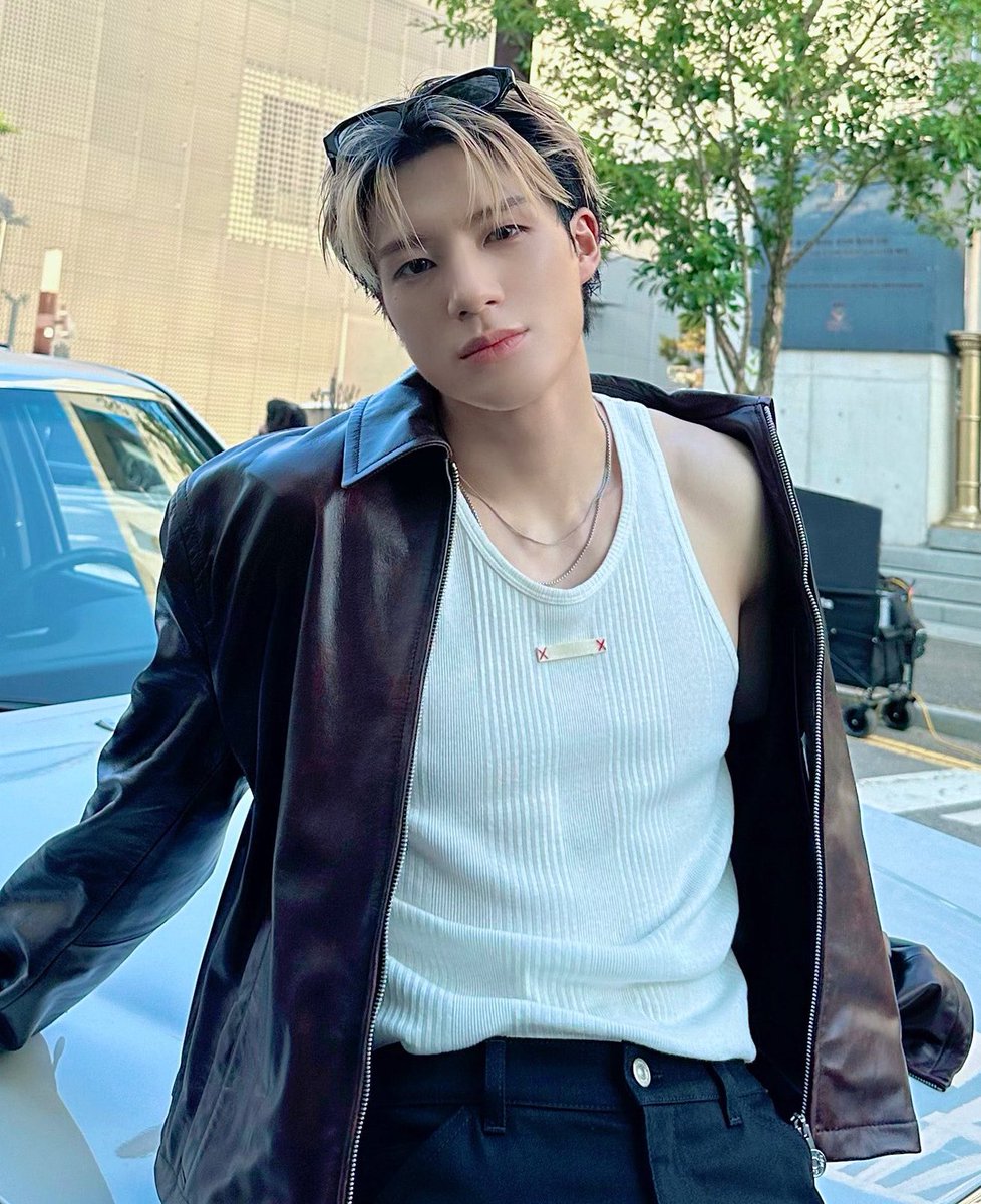 TheJay___'s tweet photo. รักเจโน่ไม่เสียใจซักวัน เสียชีวิตอย่างเดียว https://t.co/FCIFoAEAmk