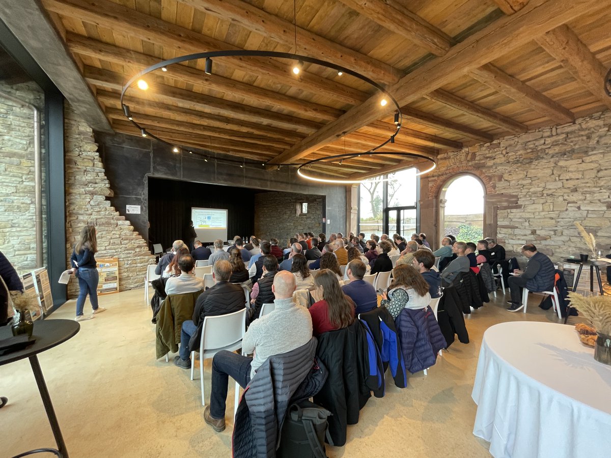 InstitutElevage's tweet image. [ Retour en images 📸 - Séminaire de clôture du projet #COPRAME ]

📅  C'était le 14 novembre 

✅ Plus de 80 personnes présentes d’horizons différents : éleveurs, conseillers, chercheurs, technico-commerciaux…

✅ Des échanges riches autour des résultats présentés sur les