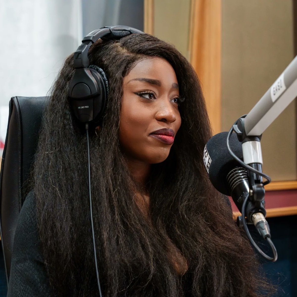 SABC3's tweet photo. #MasterChefSARoadShow: The @sa_masterchef  TOP 3 finalists had a chat with the @5FM breakfast team and Mid morning team on RSG 

Remember to catch Master Chef South Africa finale on Saturday 23rd November at 8:30PM on S3. 

#S3OpenUp #MasterChefSARoadShow https://t.co/iDdqbVdejN