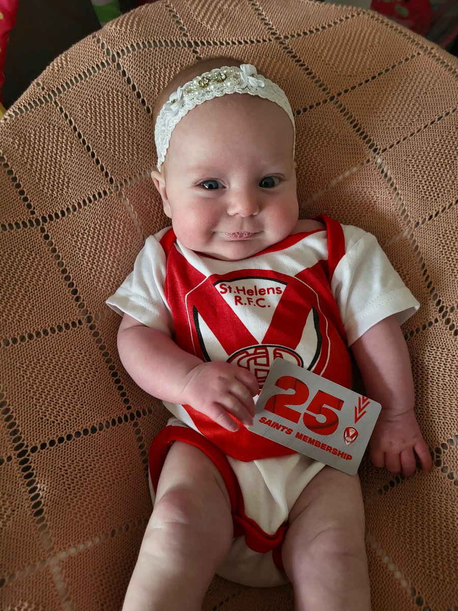 WhalonDanniix's tweet photo. My 10 week old is ready to go 😂🙊 @Saints1890 https://t.co/B5WDL6BPMB