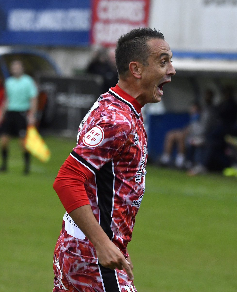 clubdepguijuelo's tweet photo. 📸 𝐌𝐚𝐭𝐜𝐡 𝐠𝐚𝐥𝐥𝐞𝐫𝐲 | 🆚 @MarinoLuanco 

Duodécima jornada del campeonato liguero #SegundaFederación en el Campo Municipal “Miramar” con empate ➖

#50AñosDeHistoria | #TodoalVerde 💚 https://t.co/ncAmZo2ah8