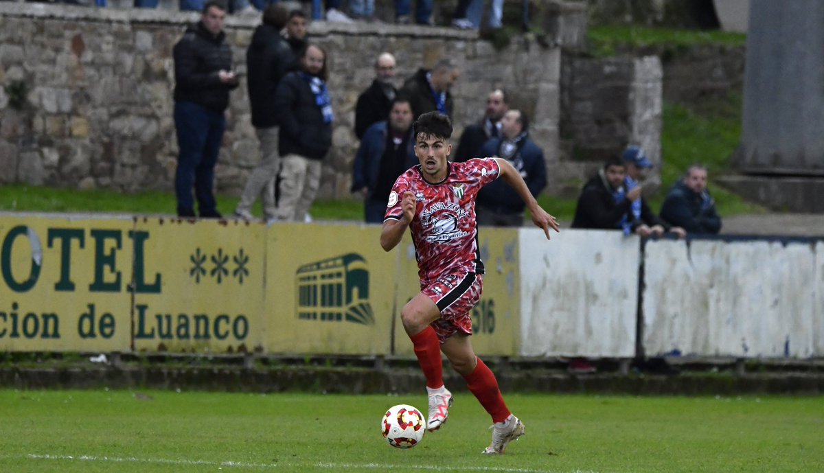 clubdepguijuelo's tweet photo. 📸 𝐌𝐚𝐭𝐜𝐡 𝐠𝐚𝐥𝐥𝐞𝐫𝐲 | 🆚 @MarinoLuanco 

Duodécima jornada del campeonato liguero #SegundaFederación en el Campo Municipal “Miramar” con empate ➖

#50AñosDeHistoria | #TodoalVerde 💚 https://t.co/ncAmZo2ah8