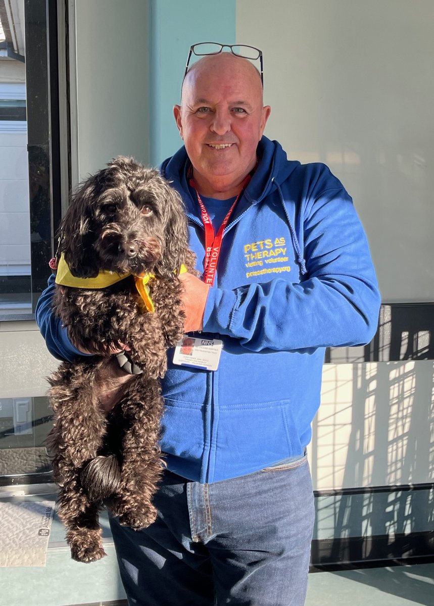 MCHFTVolunteering (@mchftvolunteers) on Twitter photo So excited to welcome Chris and his gorgeous
<a href="/PetsAsTherapyUK/">Pets As Therapy</a>
dog Tilly to the Trust today. The latest
<a href="/MidCheshireNHS/">Mid Cheshire Hospitals 🏥</a>
volunteer recruits! Bringing lots of smiles to Patients and staff #Wellbeing So excited to welcome Chris and his gorgeous
<a href="/PetsAsTherapyUK/">Pets As Therapy</a>
dog Tilly to the Trust today. The latest
<a href="/MidCheshireNHS/">Mid Cheshire Hospitals 🏥</a>
volunteer recruits! Bringing lots of smiles to Patients and staff #Wellbeing