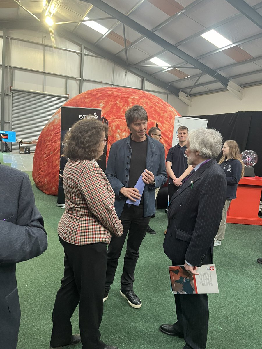 Professor Brian Cox at the <a href="/beworkwise/">The Work-wise Foundation</a> North Star Event 💫 Our Y12 students working with <a href="/weareibstock/">Ibstock - At The Heart of Building</a> to make clay bricks with KS3 students. Learning about Careers and STEM! 😁 <a href="/WalesHigh/">Wales High School</a> <a href="/waleshighnews/">Wales High News</a>