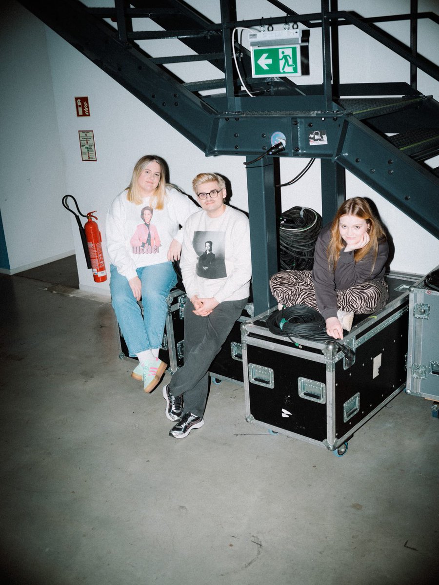 neue folge too many tabs mit the one and only ⁦<a href="/hashcrap/">Giulia Becker</a>⁩ ab jetzt überall zu hören wo es podcasts gibt ❤️❤️❤️