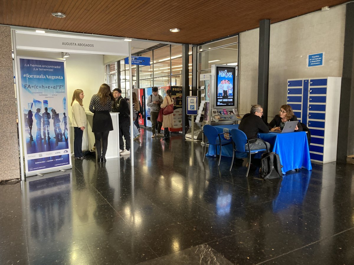 CRAI UB Dret (@bibdret) on Twitter photo #AgendaDretUB <a href="/crai_ub/">CRAI UniBarcelona</a>
👉 Des del finestral del #CRAIBiblioteca de <a href="/Dret_UB/">Facultat de Dret UB</a> podem veure l'ambient del Fòrum d'Ocupació de la Facultat.
👩🎓👨🎓 Contents de reconèixer a molts usuaris.
Endavant!
tuit.cat/Oh2yl #AgendaDretUB <a href="/crai_ub/">CRAI UniBarcelona</a>
👉 Des del finestral del #CRAIBiblioteca de <a href="/Dret_UB/">Facultat de Dret UB</a> podem veure l'ambient del Fòrum d'Ocupació de la Facultat.
👩🎓👨🎓 Contents de reconèixer a molts usuaris.
Endavant!
tuit.cat/Oh2yl