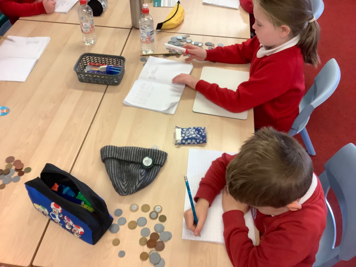 SaintAnthonysPS's tweet photo. Money, money, money with P3 πΆπ· #MakingAmounts #HowMuchIsIt? https://t.co/nhY4duJbDF
