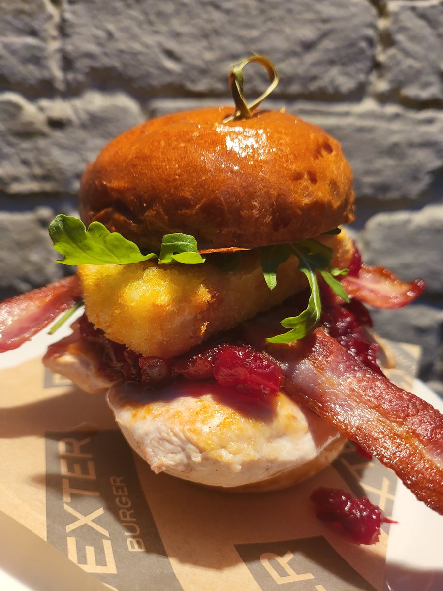 New Special 

Brie and Bacon Burger

Chicken Breast with deep fried breaded Brie, Smoked Streaky Bacon, Homemade Cranberry Sauce, Rocket, Sage &amp;Onion Mayo Fries 

£18