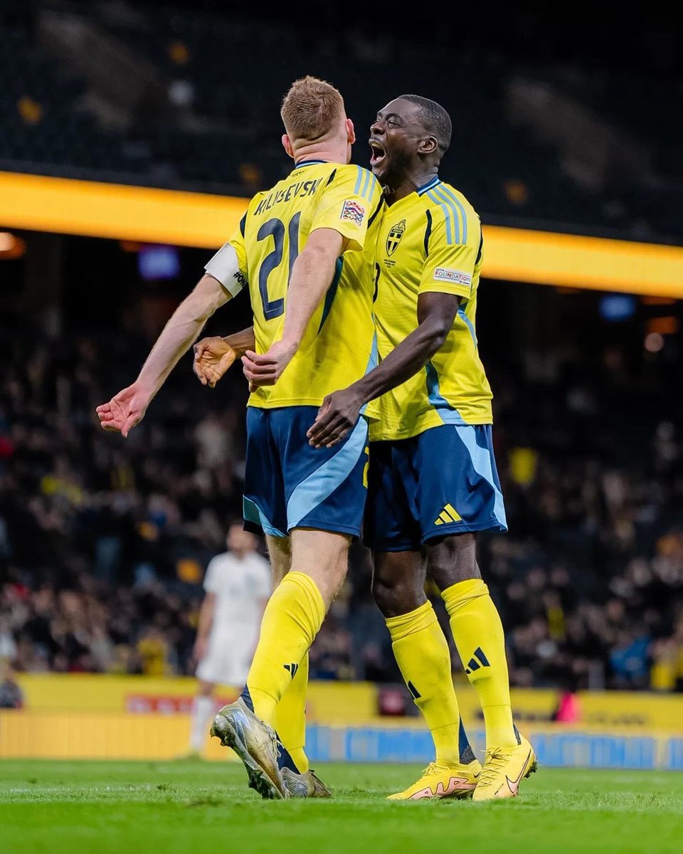 Sista samlingen för detta år och vilken avslutning de blev! Kul att spela fotboll när vi alla har samma mindset! 
Tack för all kärlek &amp; support 🫶🏿
Until next time 🇸🇪💛💙