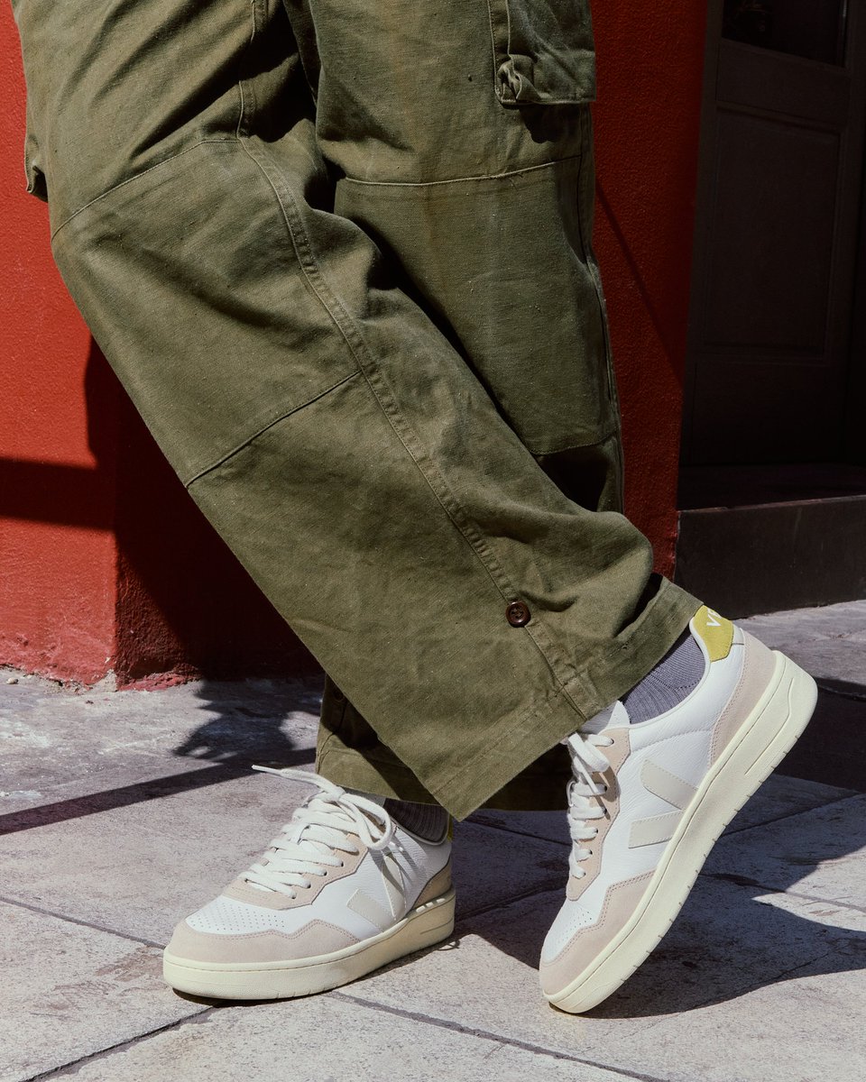 The V-90 made in Europe: The Aegean Project​

➡️​ veja-store.com/en_eu/v-90-lea…

#VEJA #sneakers