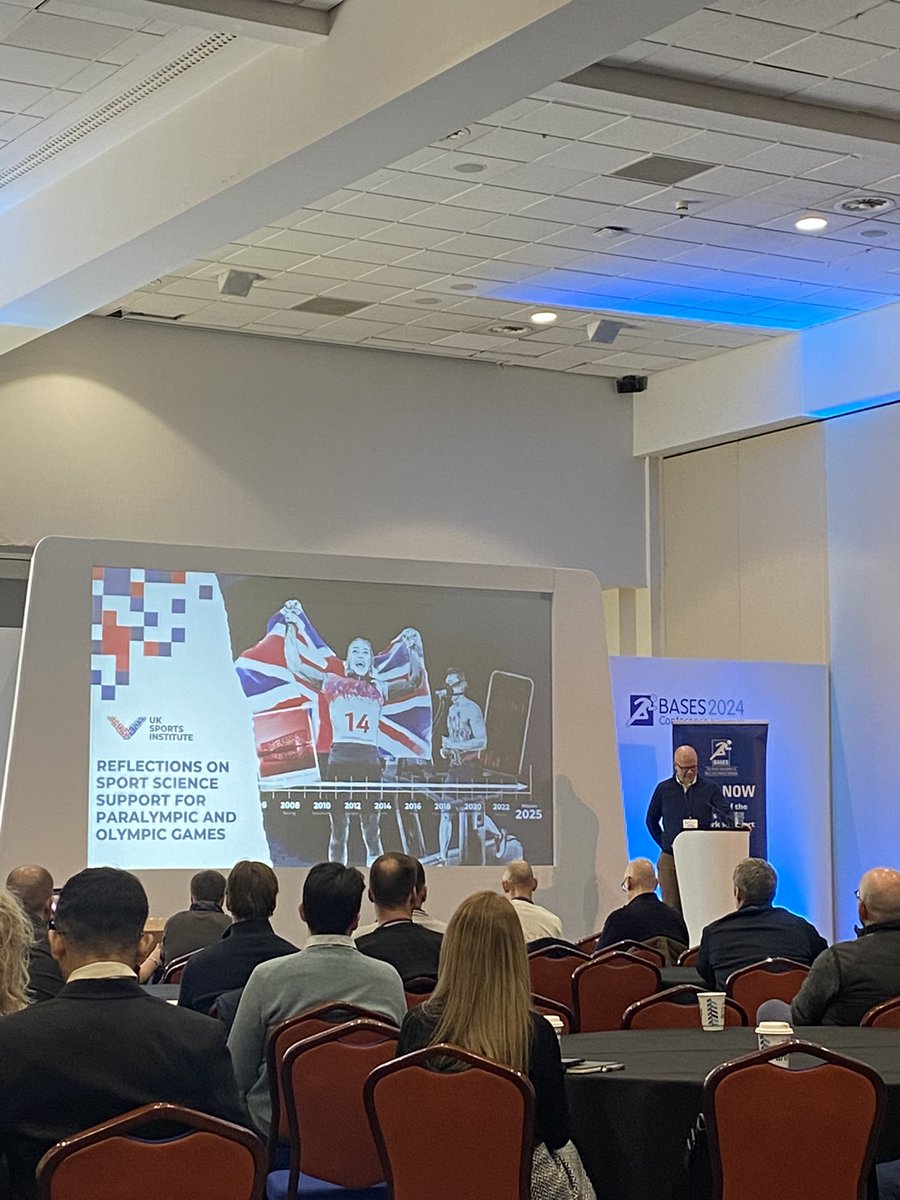 Great opening talk by @KevinCurrell  to kick us off earlier @basesuk #BASESCON2024