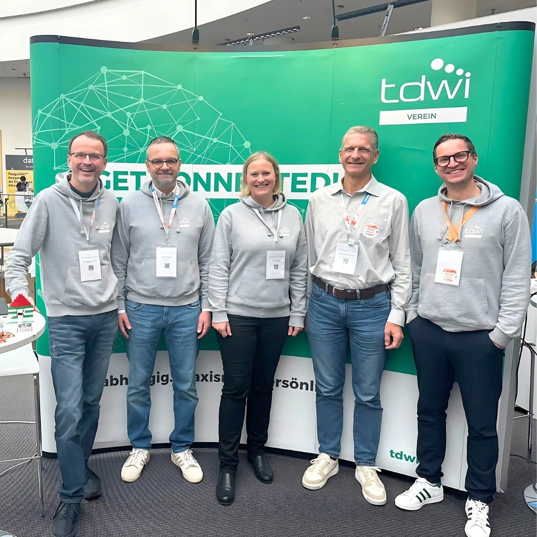 celver_AG's tweet photo. Man startet mit GenAI und landet bei der Datenqualität 💡
Diese Erfahrung hat auch Vera Spagl gemacht und Ihren heutigen Vortrag auf der doag-Anwenderkonferenz daher dem Thema „Data Governance in KI-Projekten“ gewidmet. https://t.co/7w3fC4OAsG
