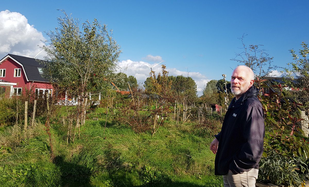 Hoe goed werkt #stadslandbouw in de praktijk? Jan Eelco Jansma onderzocht het in de wijk #Oosterwold in Almere. 'We blijven gangbare landbouw nodig hebben. Zie stadslandbouw als de nieuwe neefjes en nichtjes in de familie landbouw.' resource-online.nl/index.php/2024…