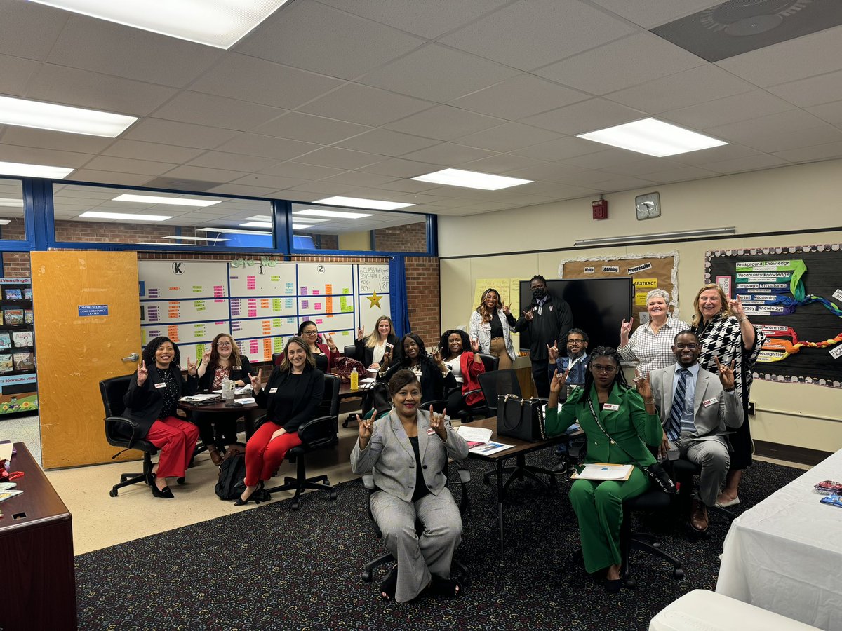 Spending some time this morning <a href="/GlendaleRocks/">#k2bears</a> with our <a href="/CumberlandCoSch/">Cumberland County Schools</a> NELA cohort! So thankful for our partnership with NC State! This group of aspiring school leaders is amazing!