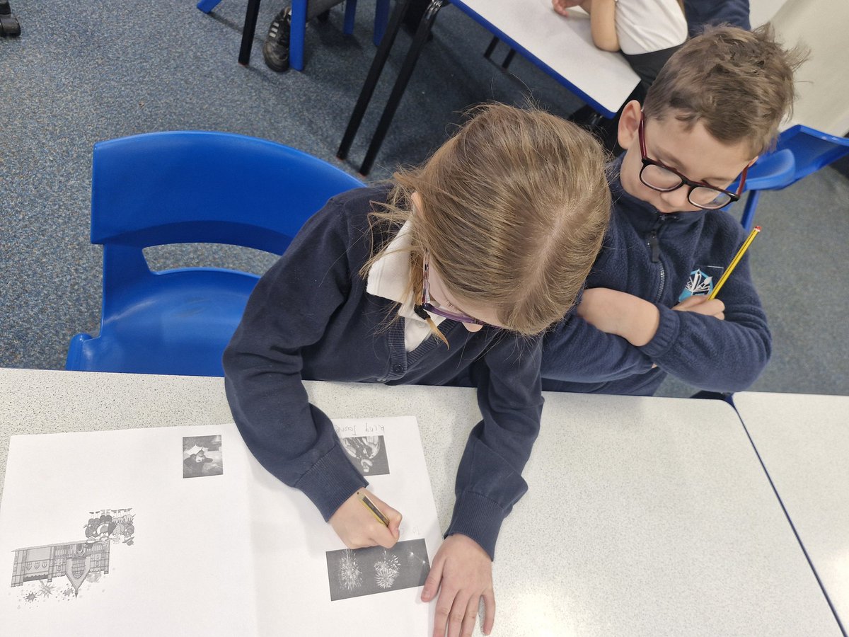 Year 2 have been summarising what they've learnt from our Guy Fawkes topic! 

#TPYear2History