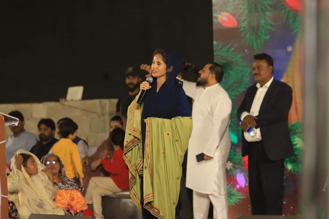 DAWOODBHAI_PPP's tweet photo. MPA Sindh @RoomaMatto sahiba Attended the one day healing prayer meeting in Lyari 
Organised by Rev Pastor Sultan Sardar Bhatti sahib. 

Congrats Rev Pastor...
@BBhuttoZardari @AseefaBZ @FaryalTalpurPk @PPP_Org @murtazawahab1 @ZiaLanjar https://t.co/gEUZtywnyP