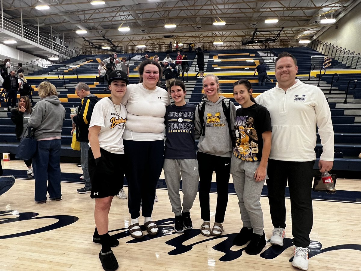 Jayann Youngblood (@jayann2027) on Twitter photo When teammates come out and support current and previous Sirens players. I truly couldn’t ask for a better group of girls.
<a href="/INSirens27/">Indiana Sirens 2027-Wilson</a> <a href="/IndianaSirens/">Indiana Sirens</a> <a href="/HaleighKass21/">Haleigh kass</a> <a href="/Maddison_Boyd08/">Maddison Boyd</a> <a href="/kendalprice27/">Kendal Price</a> When teammates come out and support current and previous Sirens players. I truly couldn’t ask for a better group of girls.
<a href="/INSirens27/">Indiana Sirens 2027-Wilson</a> <a href="/IndianaSirens/">Indiana Sirens</a> <a href="/HaleighKass21/">Haleigh kass</a> <a href="/Maddison_Boyd08/">Maddison Boyd</a> <a href="/kendalprice27/">Kendal Price</a>