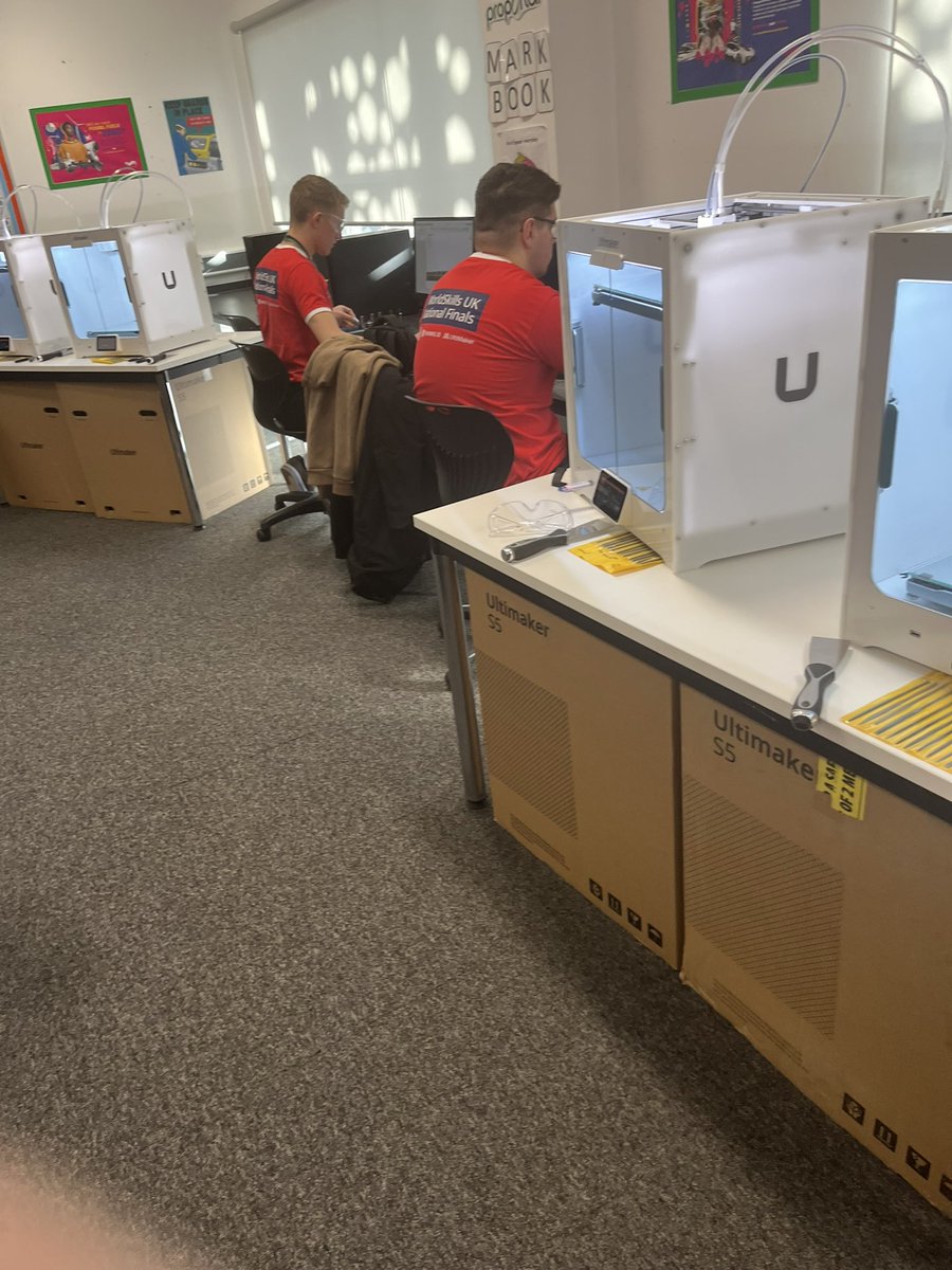 Jackie Moores- Tameside College & Clarendon Sixth tweet media