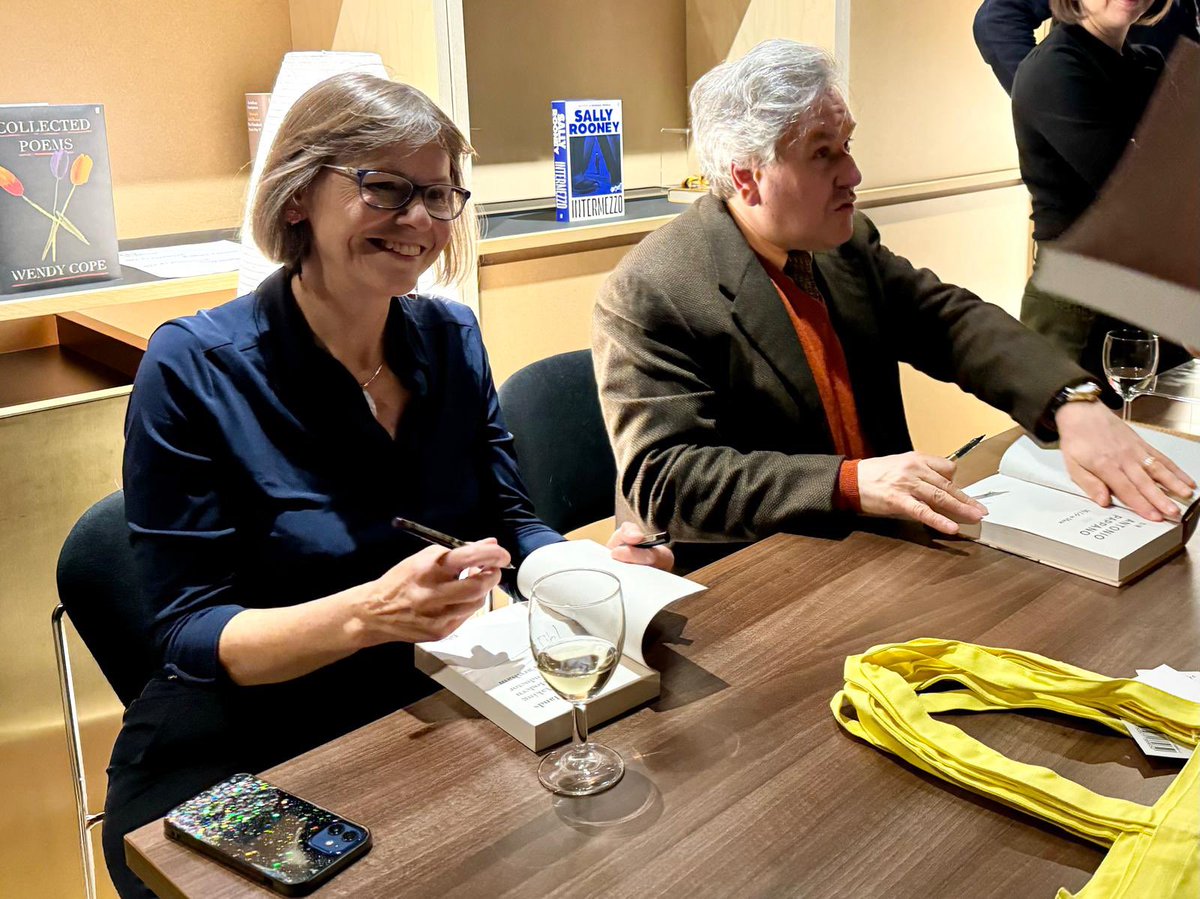 Alice Farnham tweet media