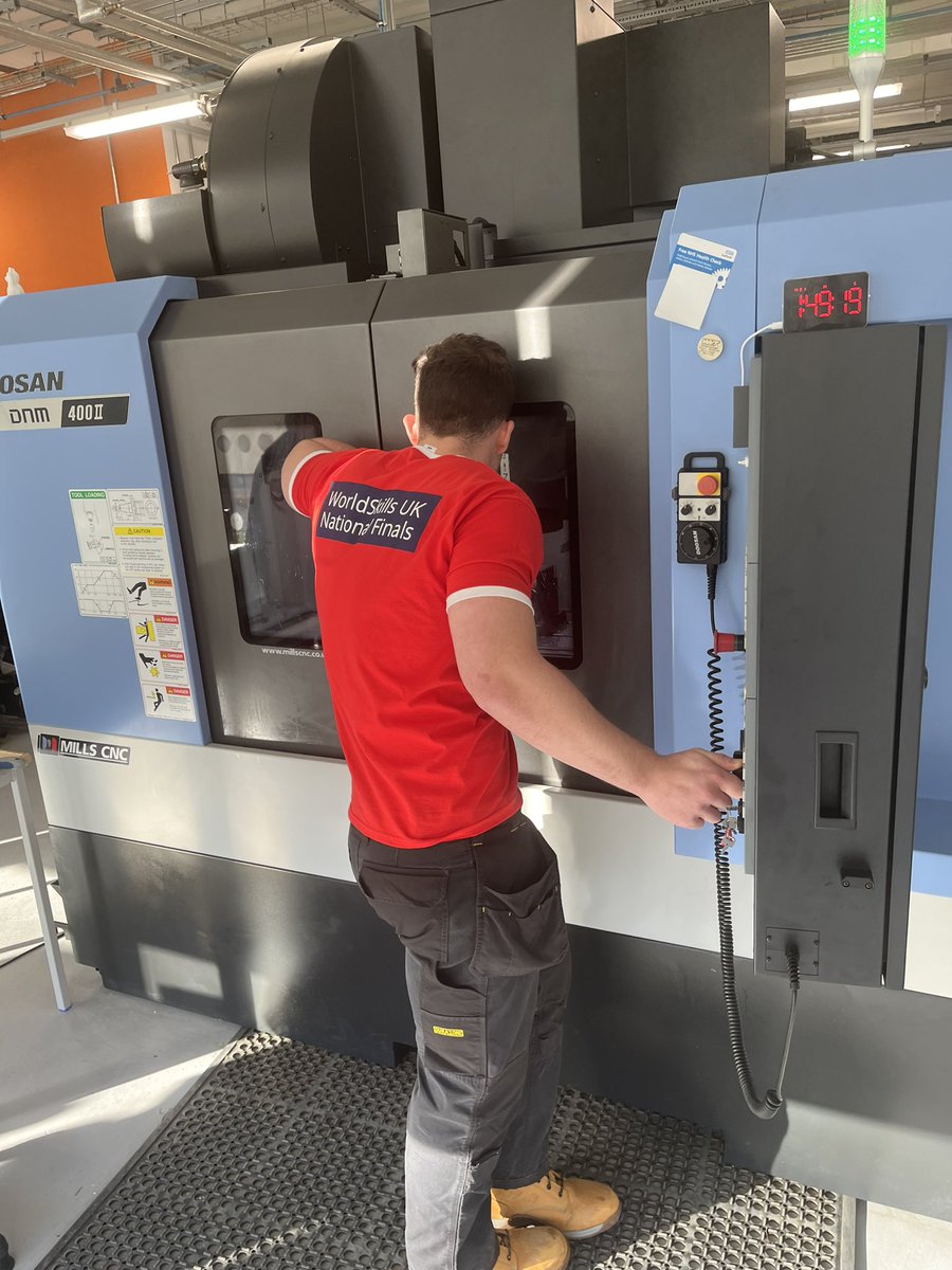 Jackie Moores- Tameside College & Clarendon Sixth tweet media