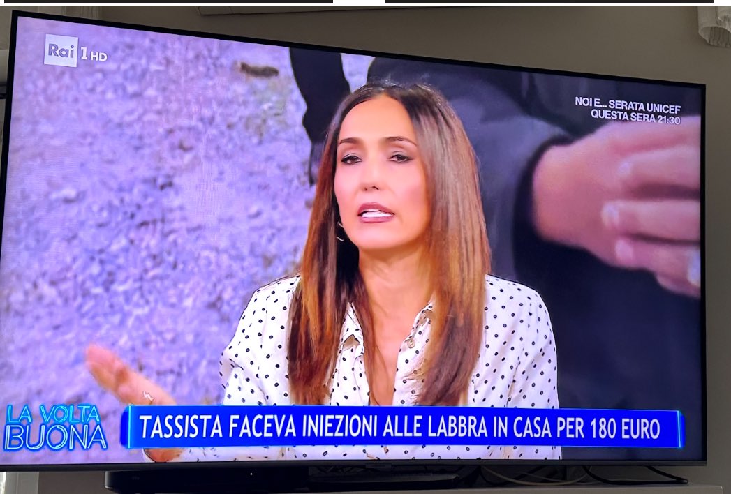 AmatrudaG's tweet photo. Grande stima per @caterinabalivo ma da lei e  La Volta Buona mi aspettavo oggi una riflessione sulla tragedia di Ercolano. Tre morti, una bimba senza madre, un’altra senza papà. Avrei approfondito quello, il dramma del lavoro nero, e non fatto altra puntata su medicina estetica https://t.co/fCg4K5qPAk