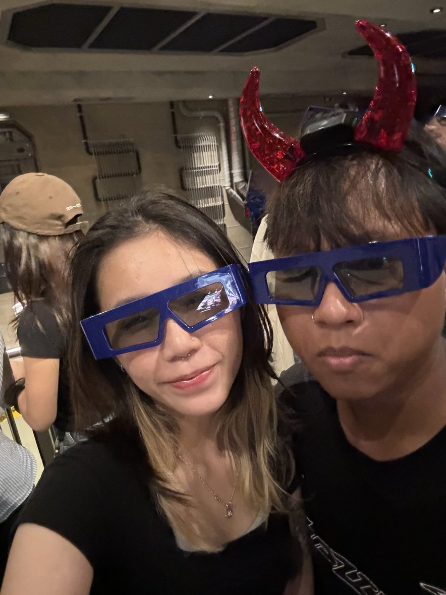 khrylau's tweet photo. random life update <3 https://t.co/EImWOBYoSo