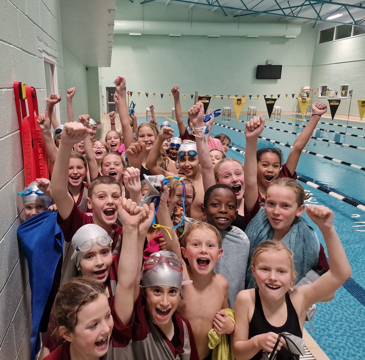 Caterham Swimming tweet media