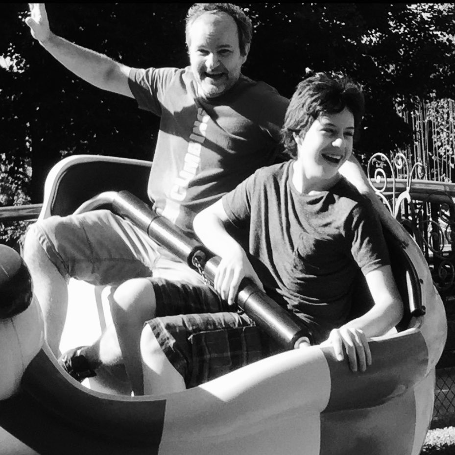 C’est la #journeedesdroitsdelenfant ! Parce que tous les enfants ont le droit à l’éducation et au respect de leur dignité, quels que soient leurs différences. Parce que Gabin, malgré ses 20 ans passés, est encore un peu un enfant. Parce qu’il faut aussi garder son âme d’enfant !