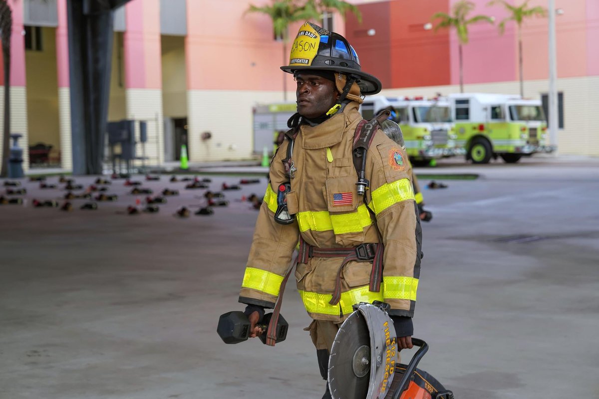 MiamiDadeFire's tweet photo. For #MDFRClass156, most days begin with some form of physical training.  These regimens are designed by their training instructors, who complete the morning physical training right alongside the recruits. 

This week, Recruit Class 156 donned bunker gear and air bottles and began their workout by climbing the six flights of the training tower at the #MDFR Training Center. 

The exercise continued under the canopy with an assortment of equipment, after which the recruits headed for the classroom for a lecture and then onto the training ground for hands on instruction.