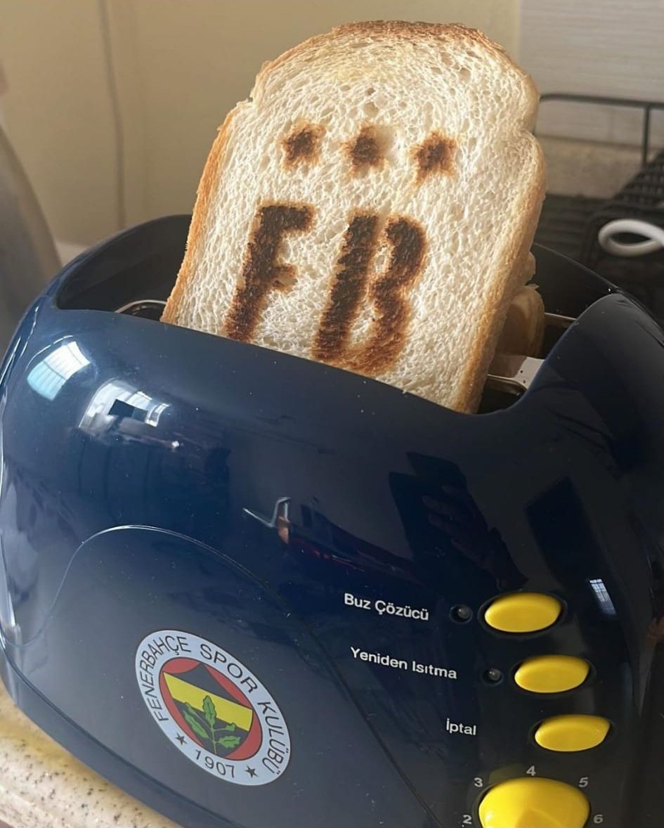 Harika bir ekmek kızartma makinesi.