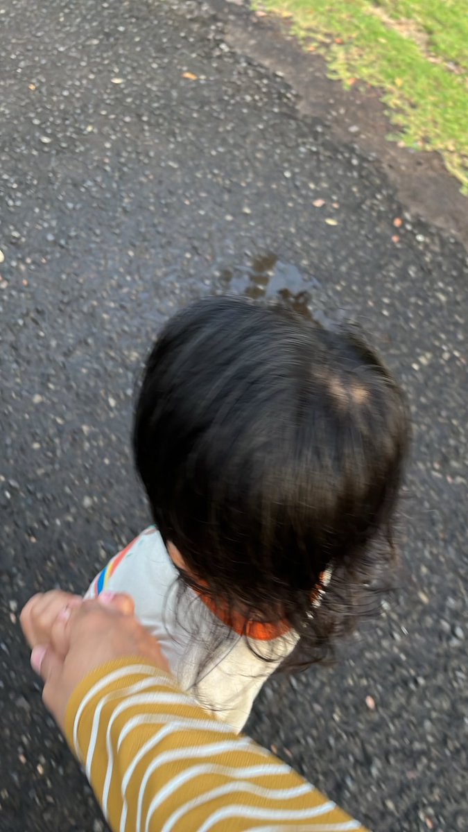 JanathunM's tweet photo. Kxksisq https://t.co/kTIfLs9fxb