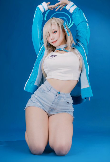 Twitterのコスプレ画像35