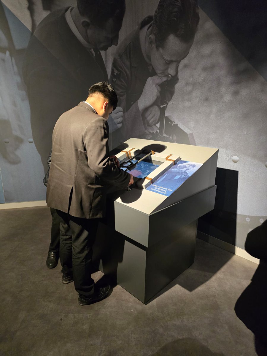 ChallneyBoys's tweet image. Our students enjoyed an incredible day at the @SilverstoneIM! 🚀Learning about motorsport engineering, exploring historic bikes and cars, and even seeing the track action live—it’s hands-on learning at its best. 🔧🏁#STEMInspiration #InteractiveLearning