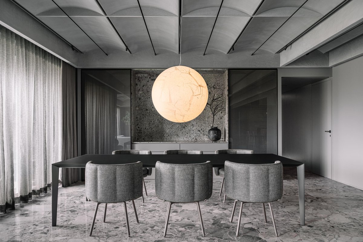 architonic's tweet photo. Vaulted Monochrome Haus by DIG Architects
Read more: https://t.co/MB1bGDjdWQ
#architonic #interior #interiordesign #apartmentinterior #minimalisthome #contemporaryinterior https://t.co/4DhhiHvsBz